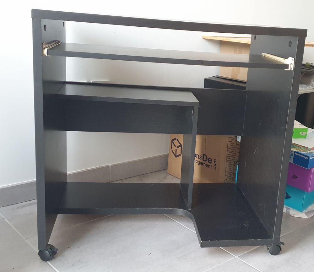 PETIT BUREAU NOIR - AVEC TABLETTE CLAVIER Meubles