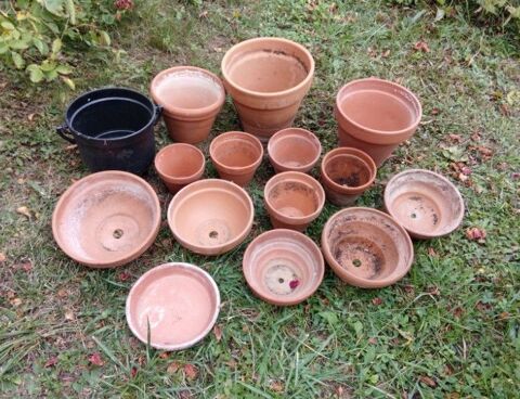 R�union de pots de fleurs 1 Monnetier-Mornex (74)