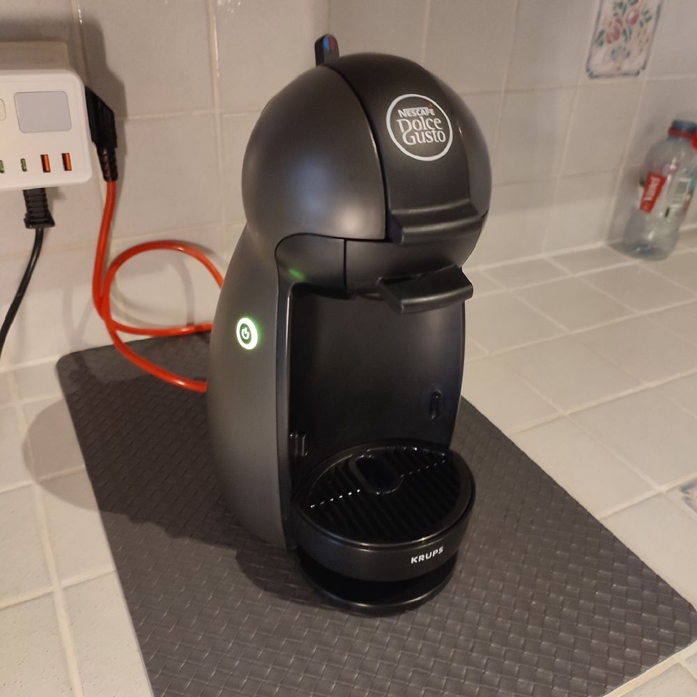 Machine &agrave; caf&eacute; Dolce Gusto Krups Electrom�nager