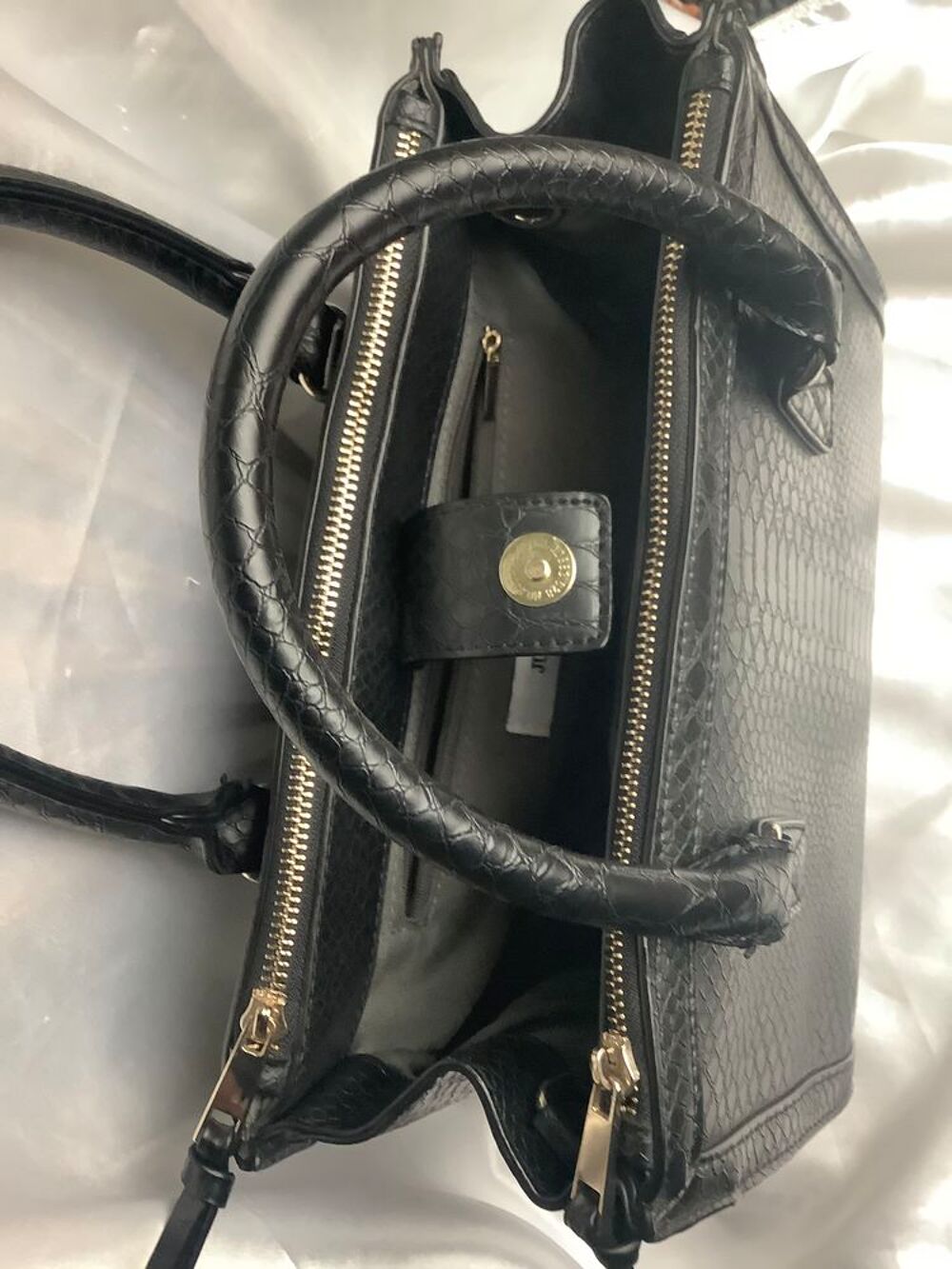 Sac - cartable pour femme,cuir synth&eacute;tique,couleur noire Maroquinerie