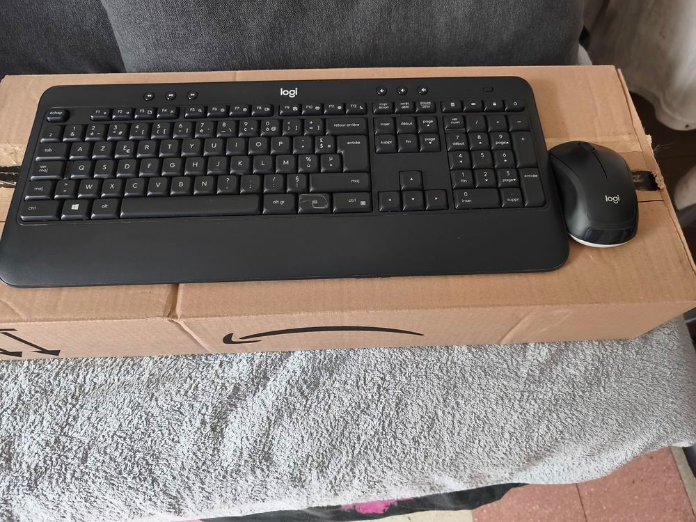 Clavier d'ordinateur + souris Matériel informatique