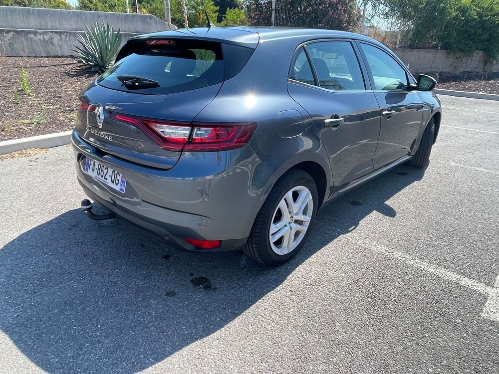 Megane IV M&eacute;gane IV Berline dCi 110 Energy EDC Business 2018 occasion 83480 Puget-sur-Argens