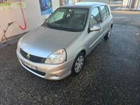 Clio II Clio 1.5 dCi 65 eco2 Campus.Com 2009 occasion 82000 Montauban
