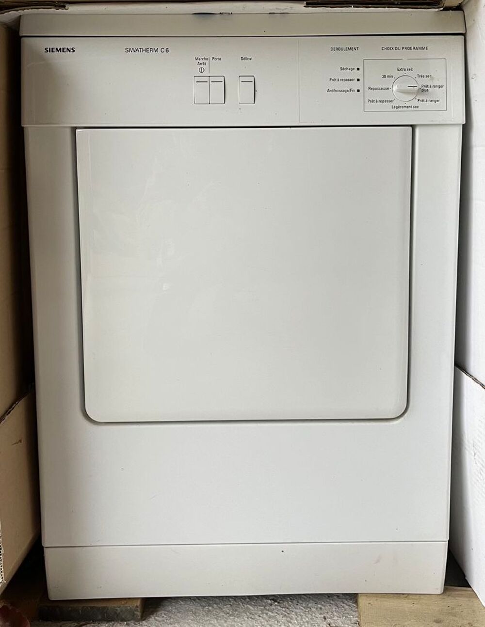 Lave linge, s&egrave;che linge, r&eacute;frig&eacute;rateur-cong&eacute;lateur Electroménager