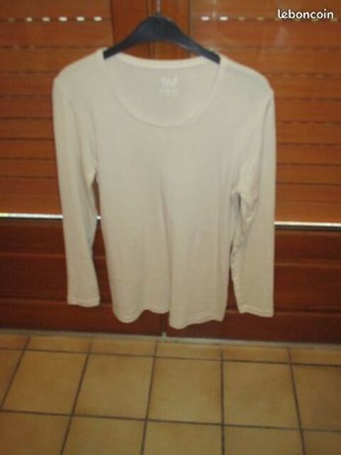 T shirt longues manches blanc casse neuf 0 Mrignies (59)