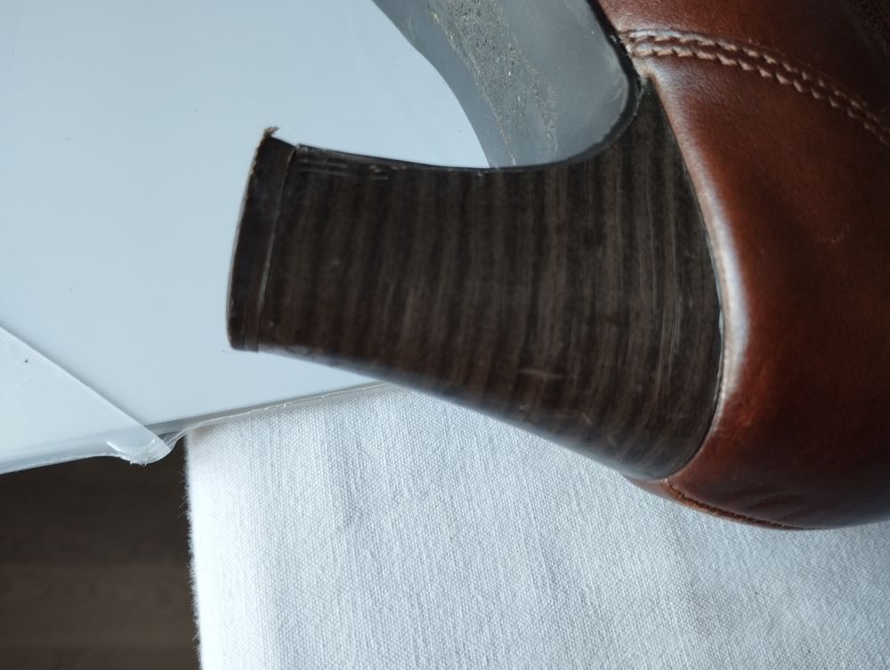 Bottines cuir fauve pointure 39 Chaussures
