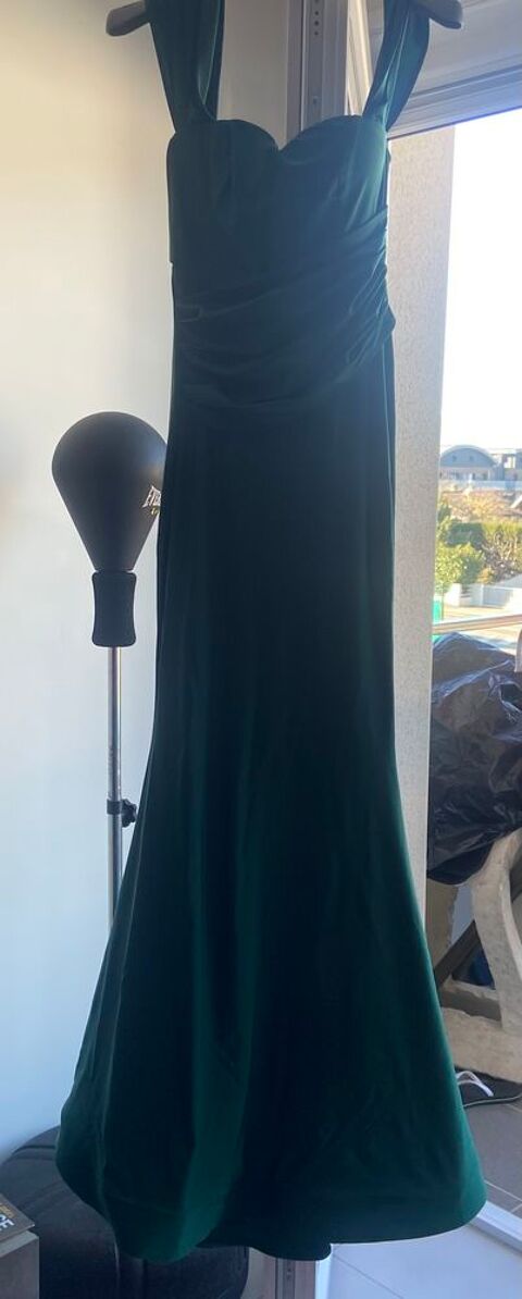 Robe vert d'occasion  12 Douvaine (74)