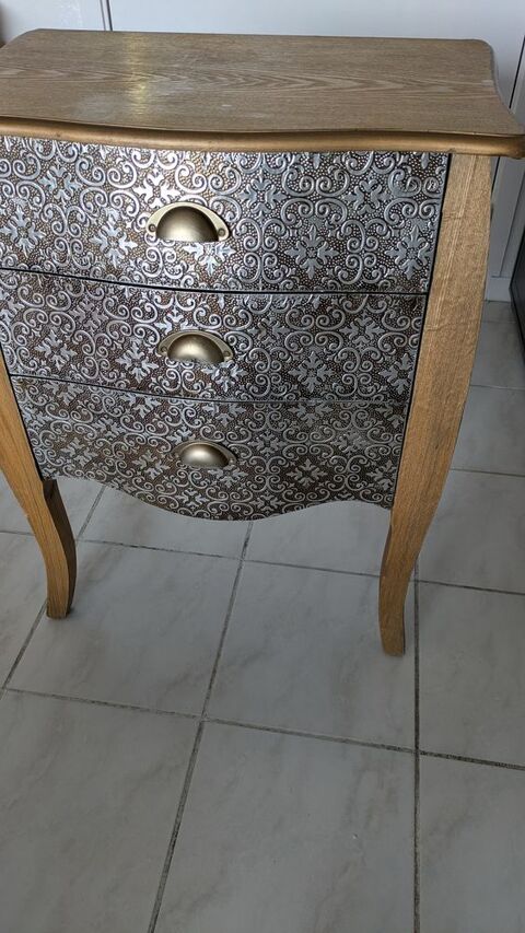 Meuble commode � tiroirs  70 Saint-Jean-de-Luz (64)