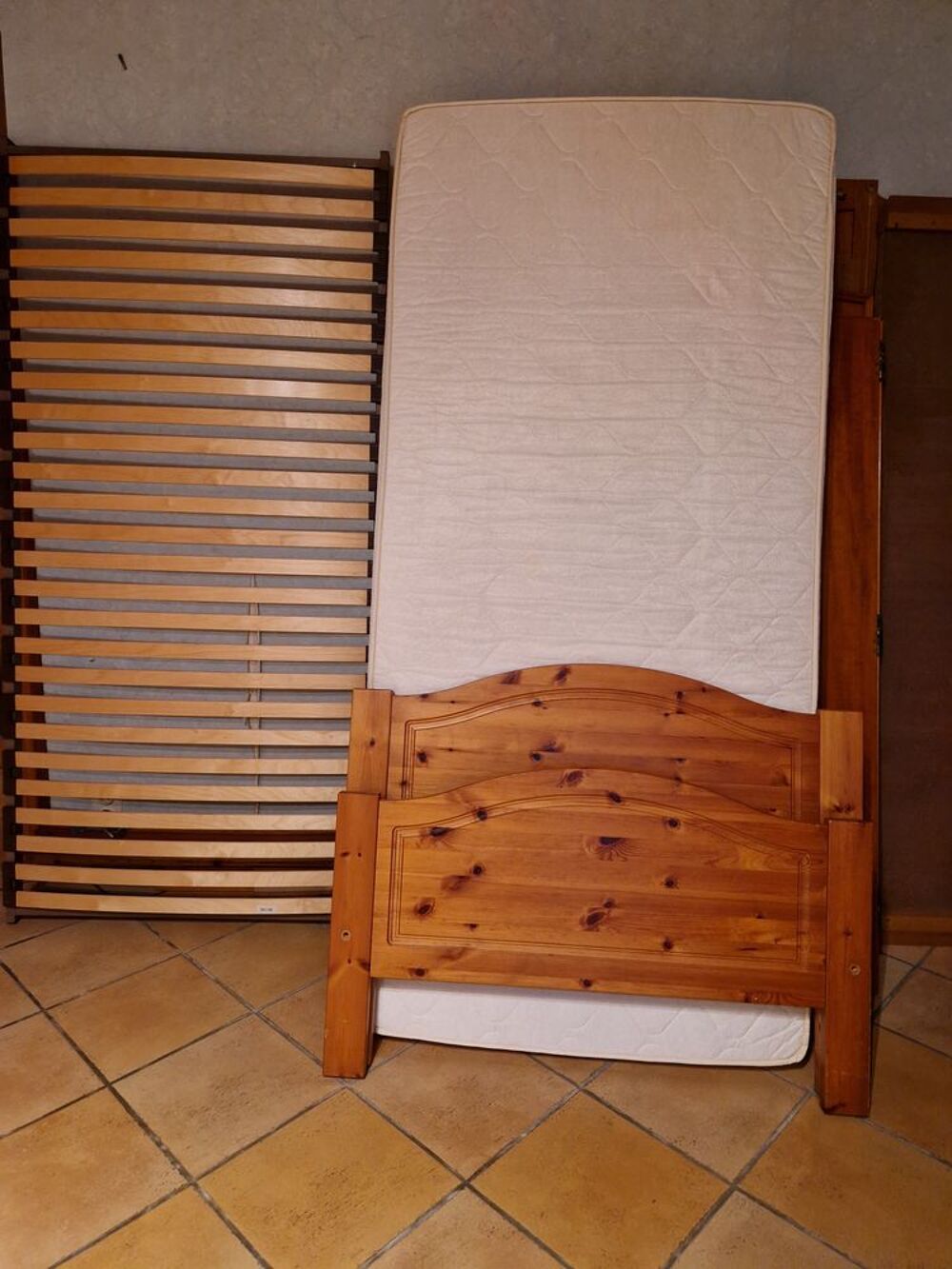 2 LITS 90X190 Meubles