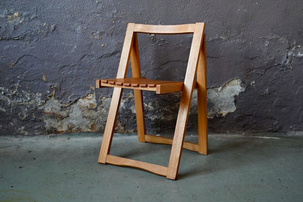 Chaises pliantes anciennes en bois style vintage italiennes Meubles