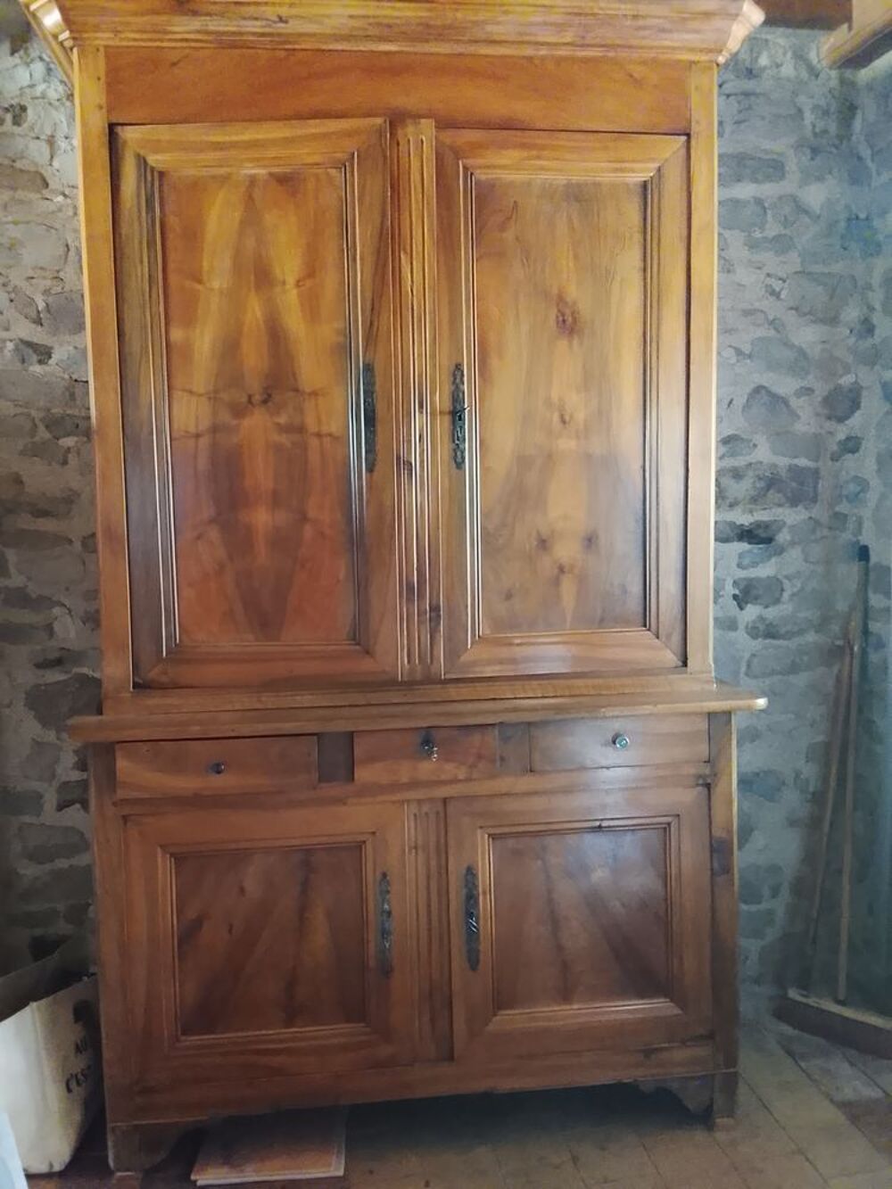 Buffet 2 corps en merisier Meubles