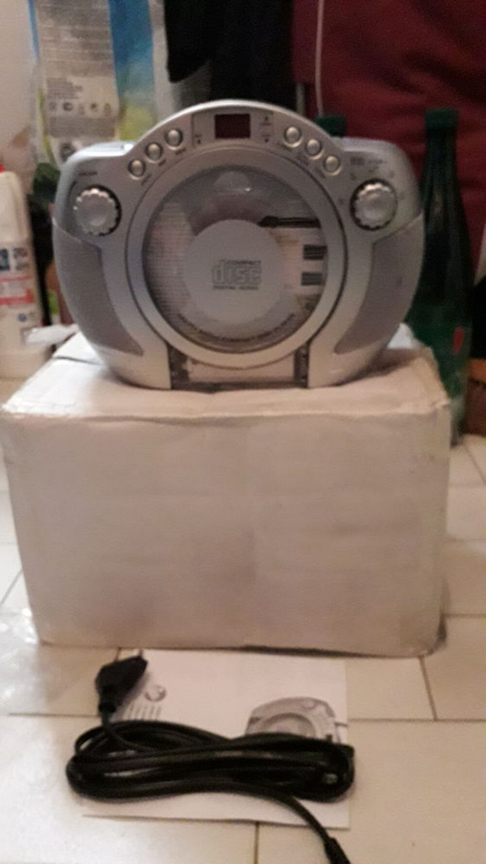 POSTE RADIO TOUT NEUF DE MARQUE LUXELLE Audio et hifi