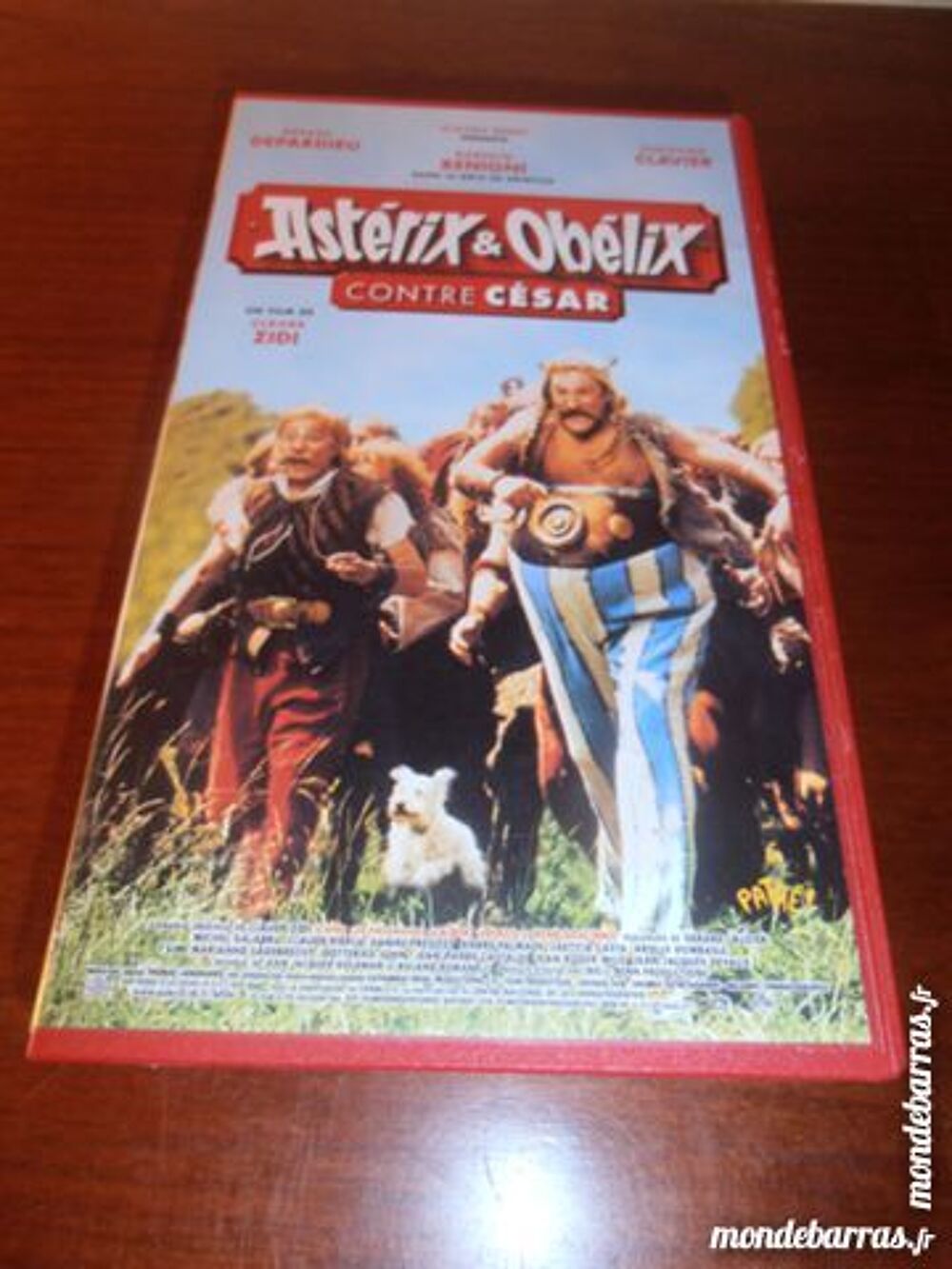 Ast&eacute;rix et Ob&eacute;lix contre C&eacute;sar (46) DVD et blu-ray