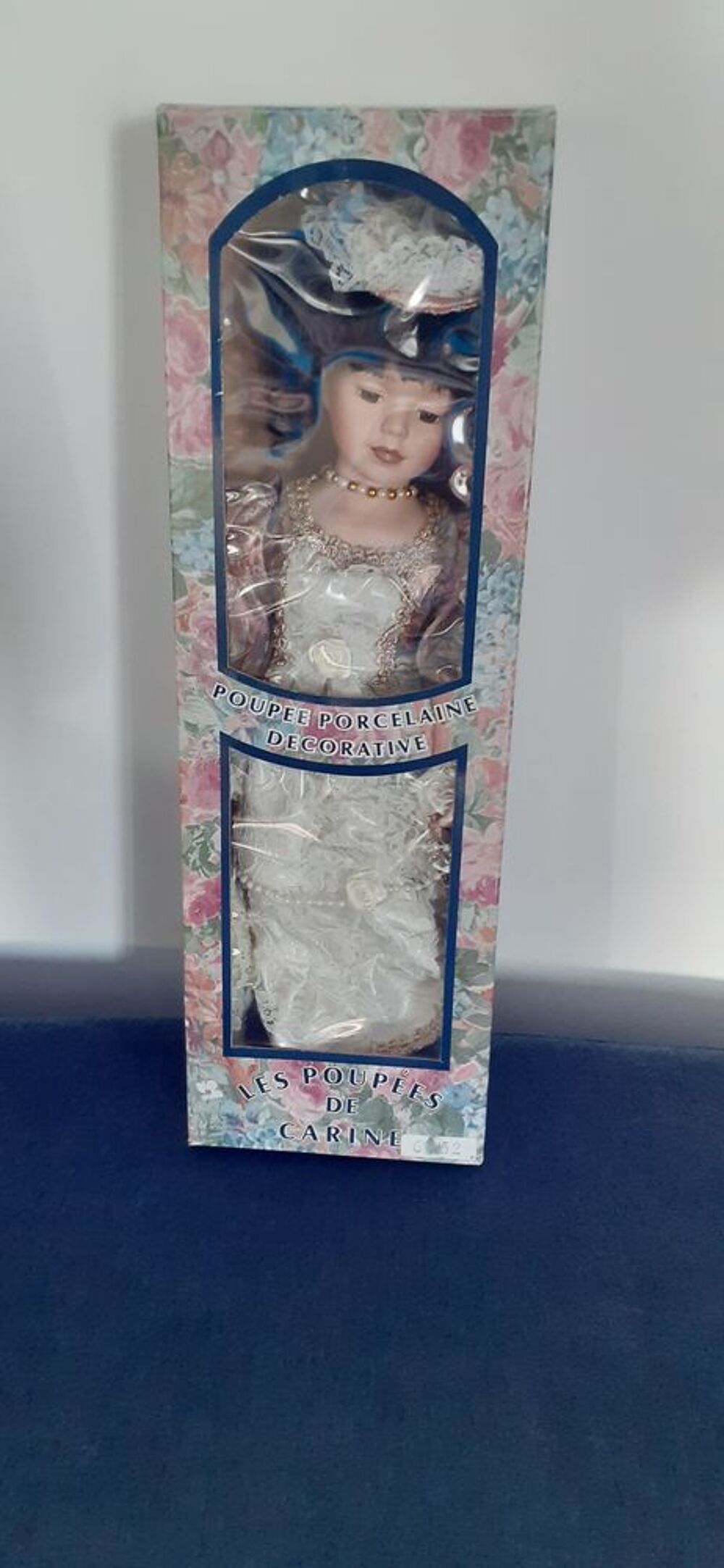 POUPEE PORCELAINE Jeux / jouets