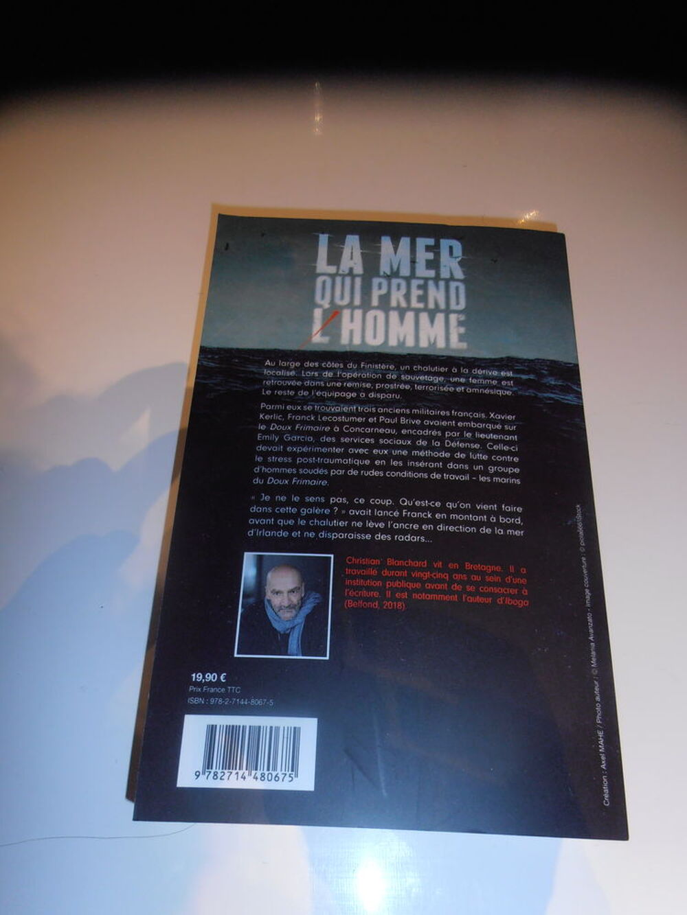 La mer qui prend l'homme (90) Livres et BD