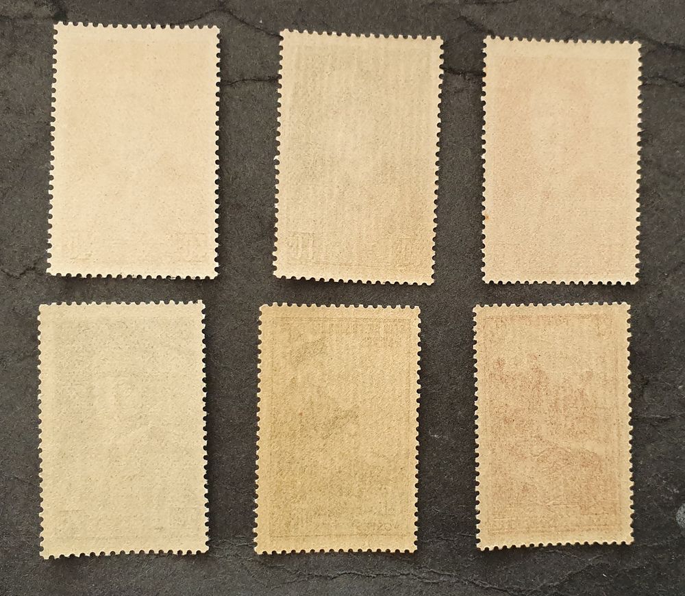 Timbres France 2 s&eacute;ries 470 &agrave; 475 neufs 
