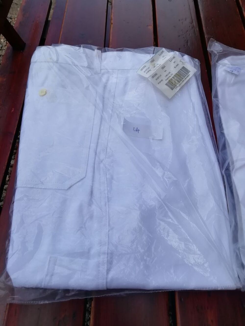 V&ecirc;tement de travail pour peintre b&acirc;timent 44 /46 V�tements