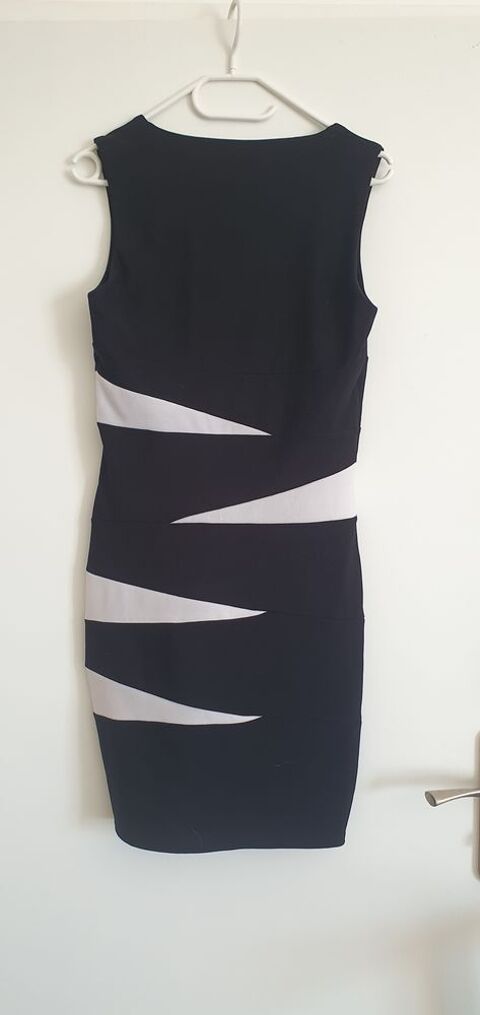 Robe zigzag 5 Saint-Donat-sur-l'Herbasse (26)