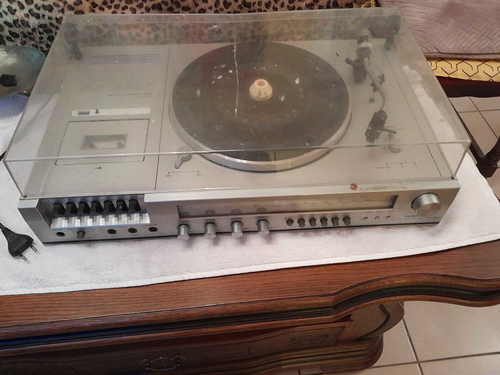 A saisir platine vinyls vintage toshiba Audio et hifi