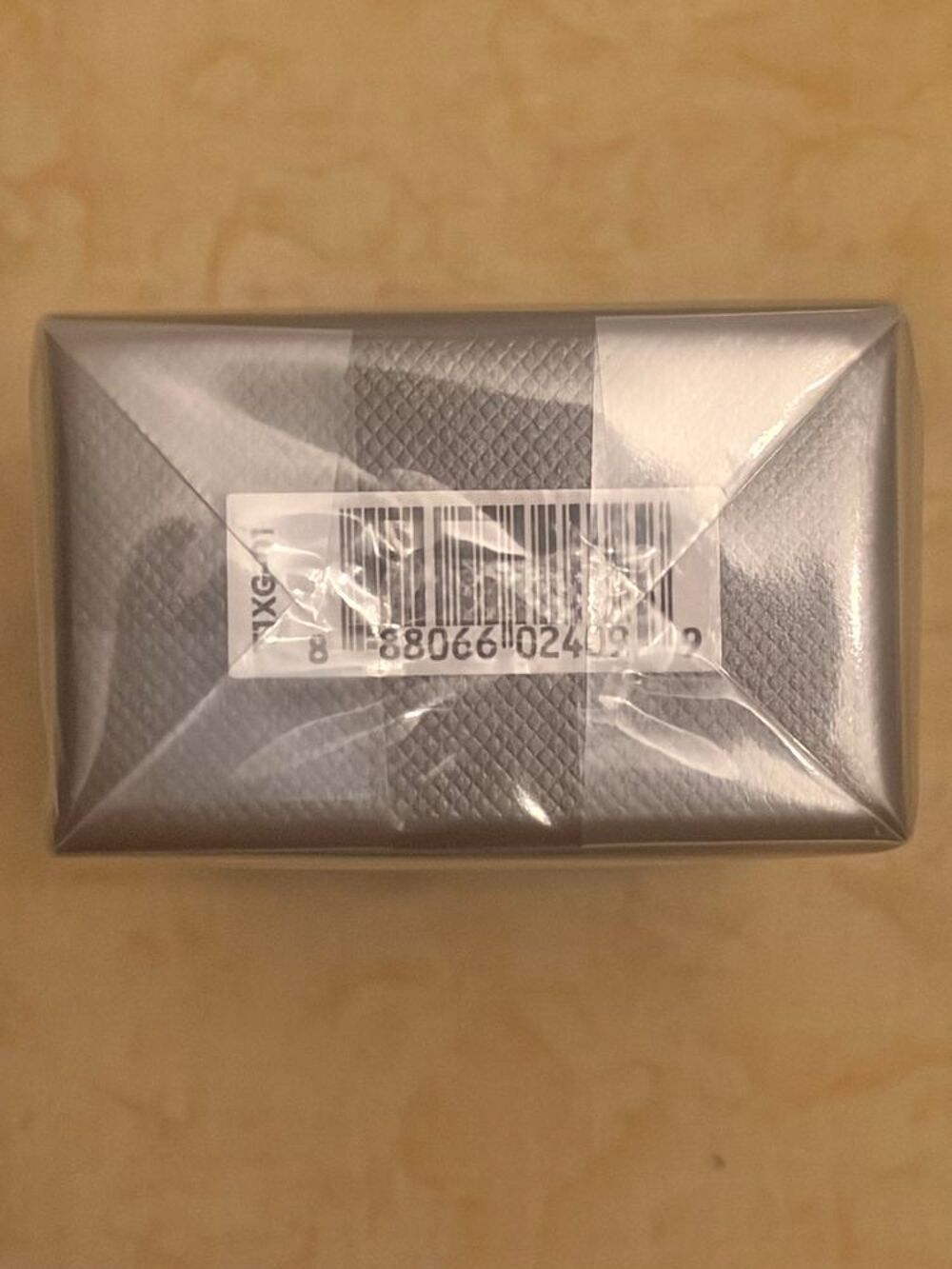 Tom Ford Oud Wood 100 ml €" Neuf sous blister d'origine, jamais ouvert. Remise en main propre possible ou envoi s&eacute;curis&eacute;. Prix : 250 € (&agrave; d&eacute;battre). 