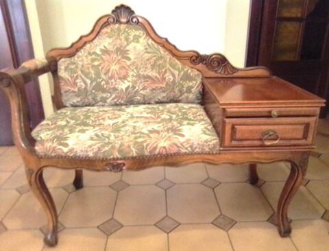 Banquette avec assise pour tlphone de style Louis XV. 30 Mrignac (33)