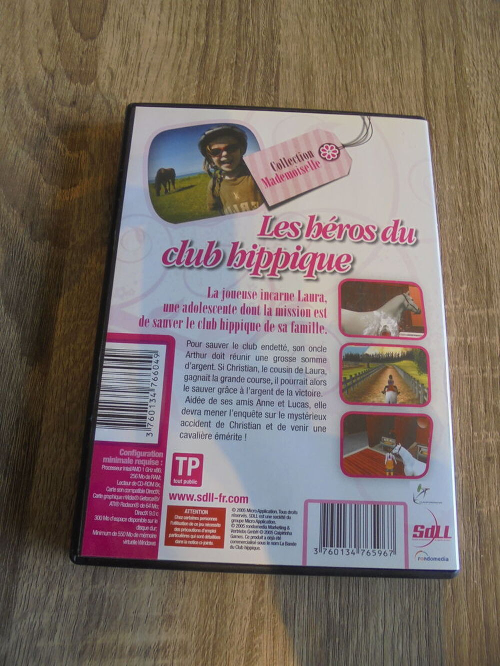 Jeu PC "Les h&eacute;ros du club hippique" Consoles et jeux vidéos