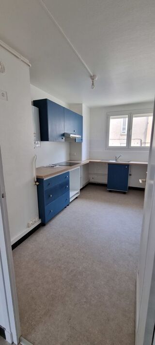  Appartement à louer 4 pièces 72 m² Tarare