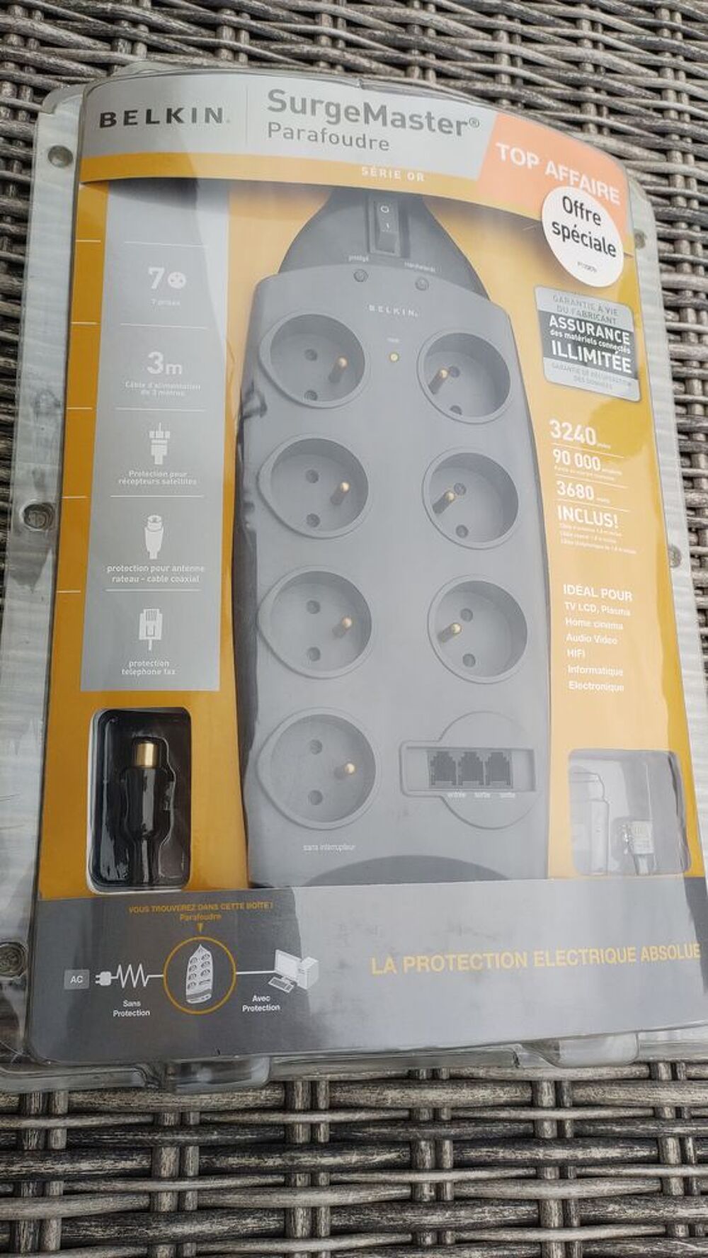 Multiprise Parasurtenseur 7p - BELKIN SurgeMaster S&eacute;rie Or Matriel informatique