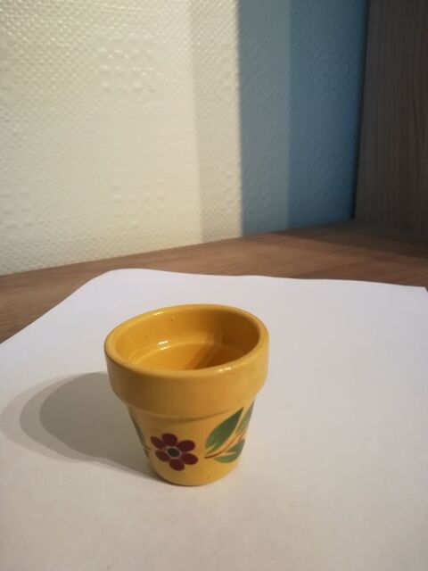 ANCIEN MINI POT DE FLEURS DECORE (collection) 
0 Mouvaux (59)