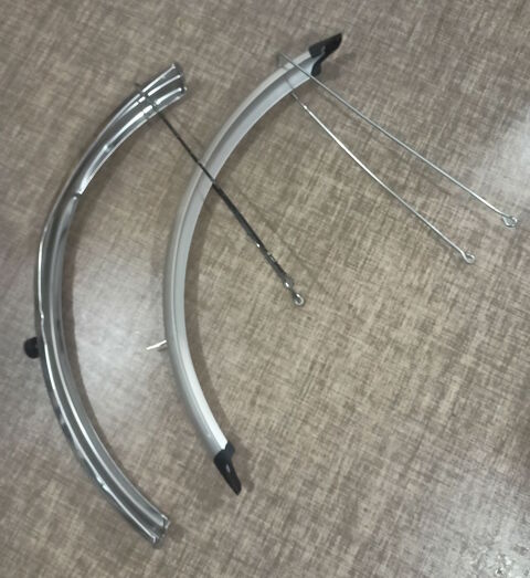 Garde-boue v�lo ville roues 700 et 26  25 Paris 12 (75)