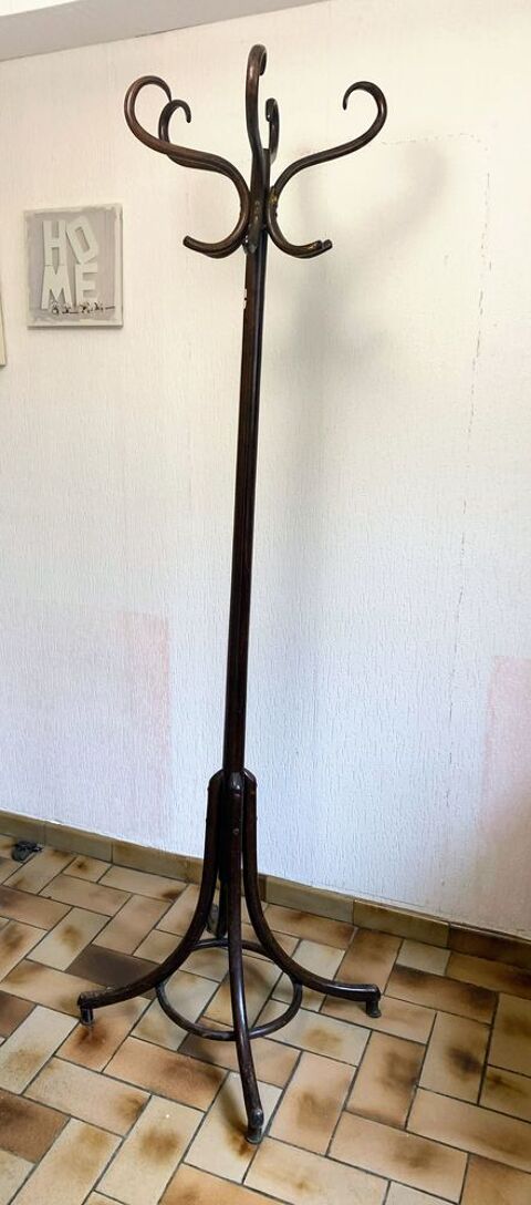 porte manteaux sur pieds 10 Avallon (89)