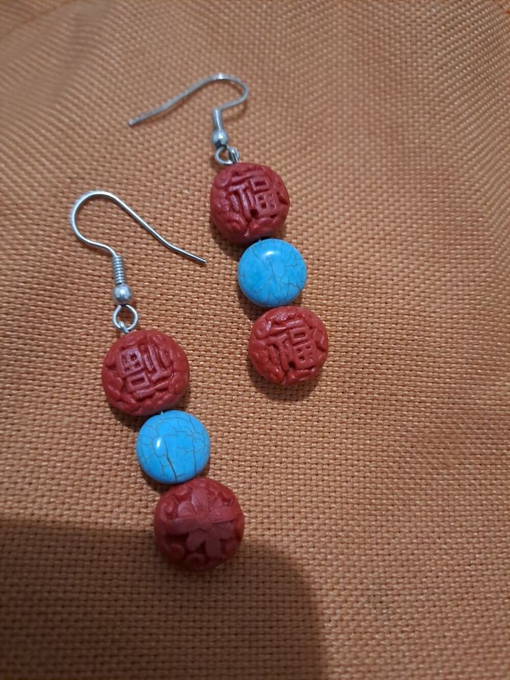 Boucles d'oreilles Bijoux et montres