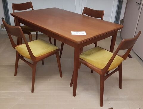 Table et chaises salle à manger 1700 Valentigney (25)