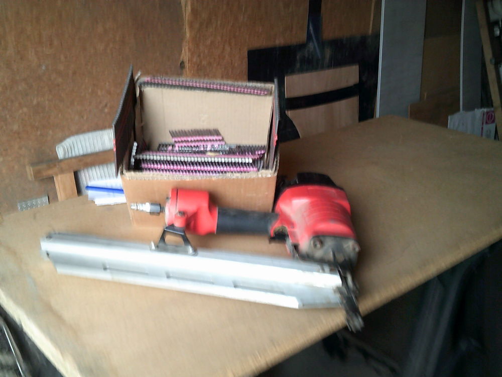 Cloueur pneumatique Bricolage