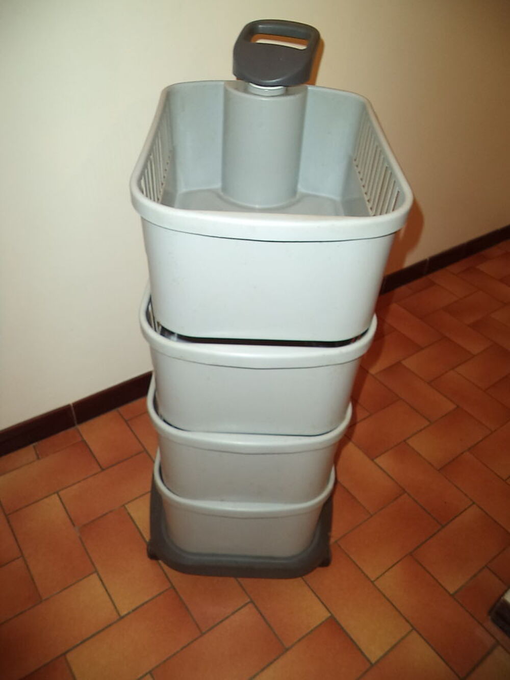 Meuble servante sur roulettes Meubles