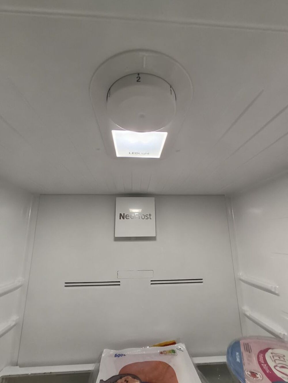 : combin&eacute; r&eacute;frig&eacute;rateur/cong&eacute;lateur marque BEKO Electroménager