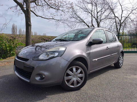 Renault clio iii (2) 1.5 DCI 90 NIGHT&DAY 5P ECO2