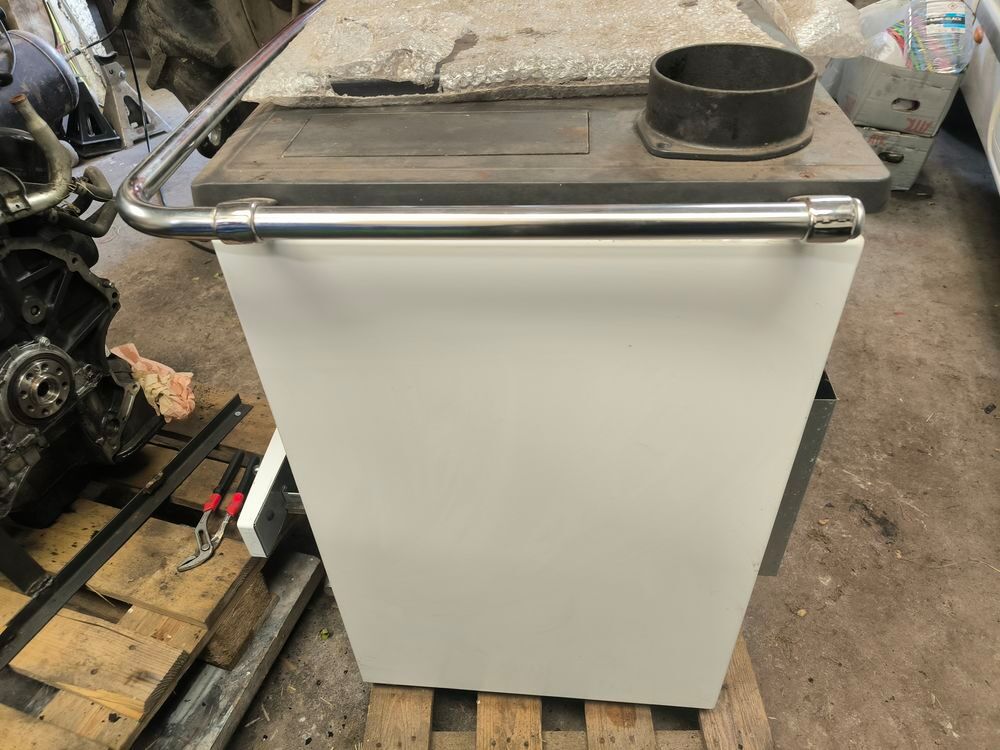 Cuisini&egrave;re &agrave; bois Cuisine