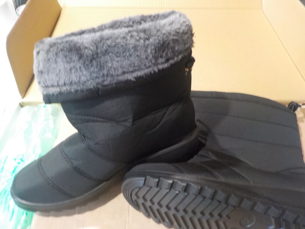 BOTTES NYLON ET POLAIRE T39 NOIRES NEUVES Chaussures