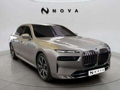 BMW S&eacute;rie 7 750e xDrive Skylounge 2023 occasion Pessac 33600