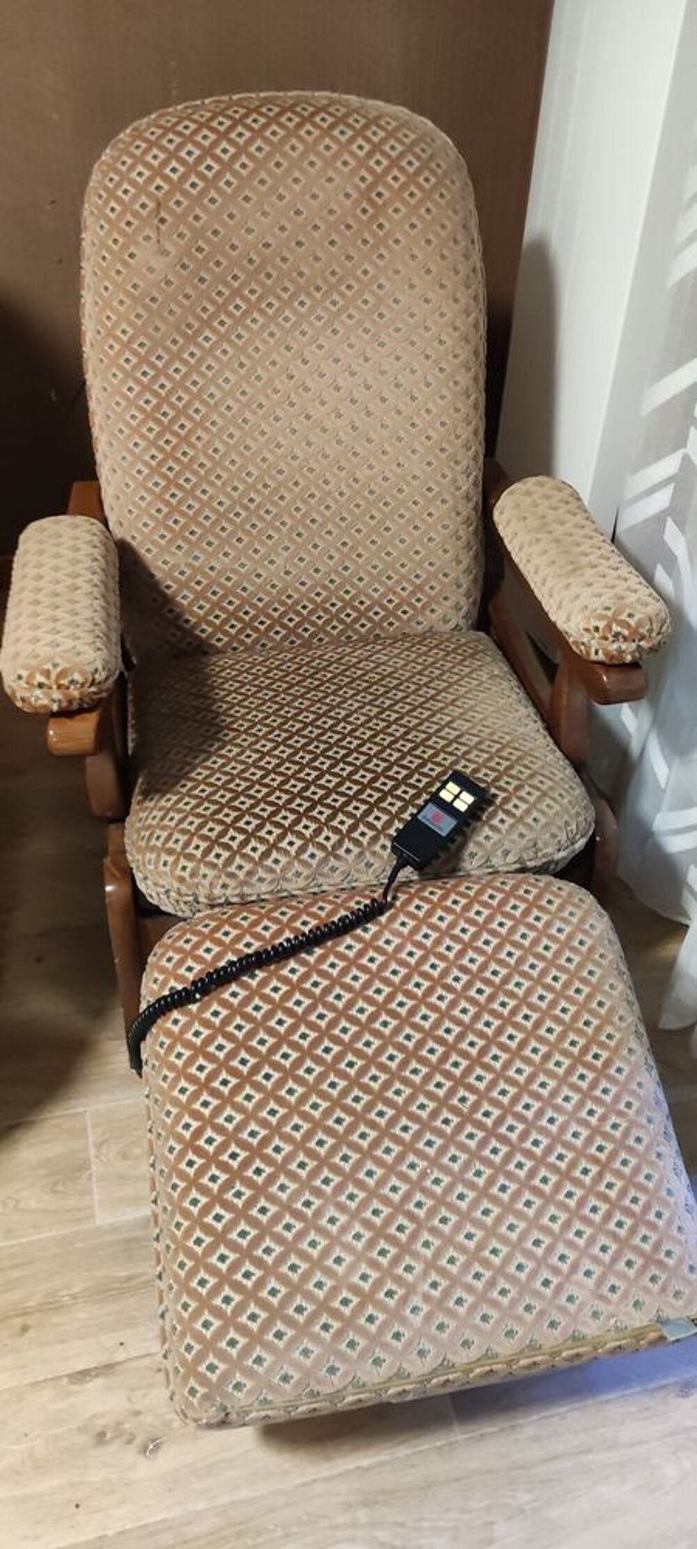 fauteuil electrique multiposition de maeque everstyl Meubles