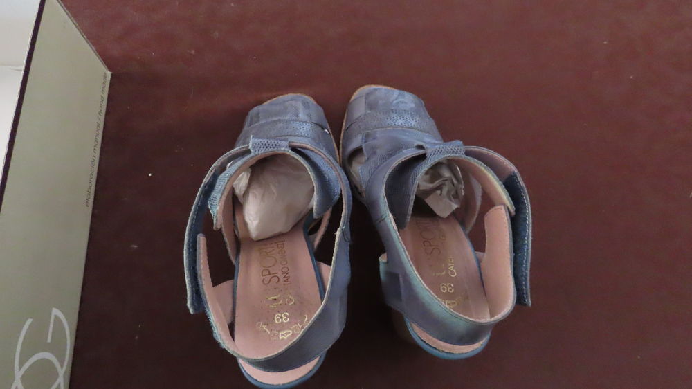 Paire de chaussures Chaussures