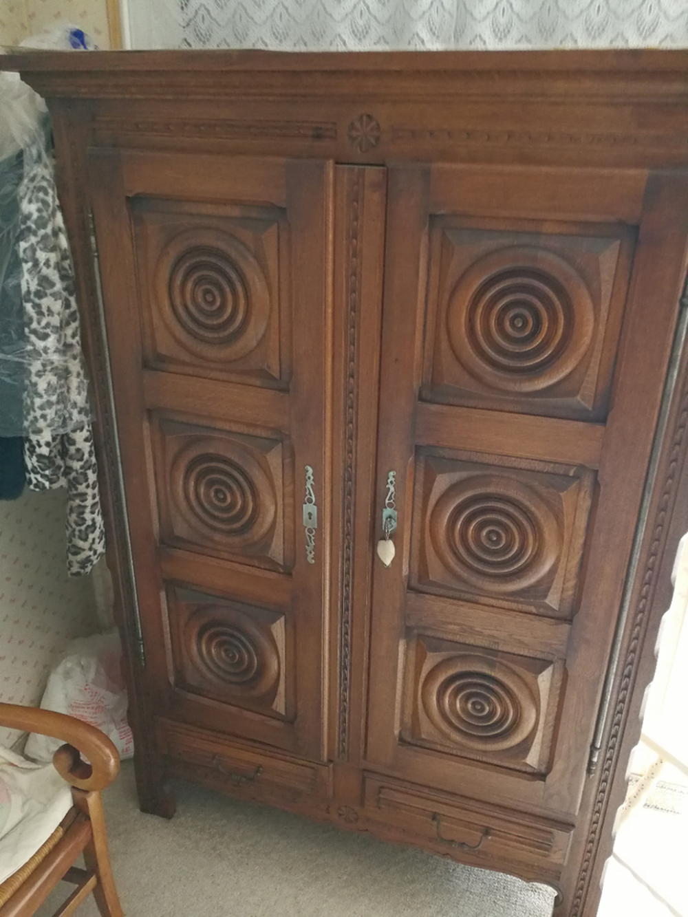 Armoire ch&ecirc;ne Meubles