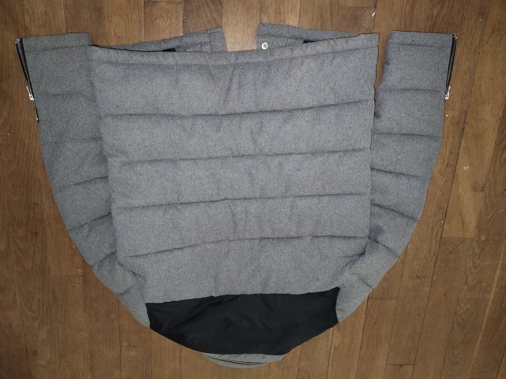 Doudoune grise Vêtements