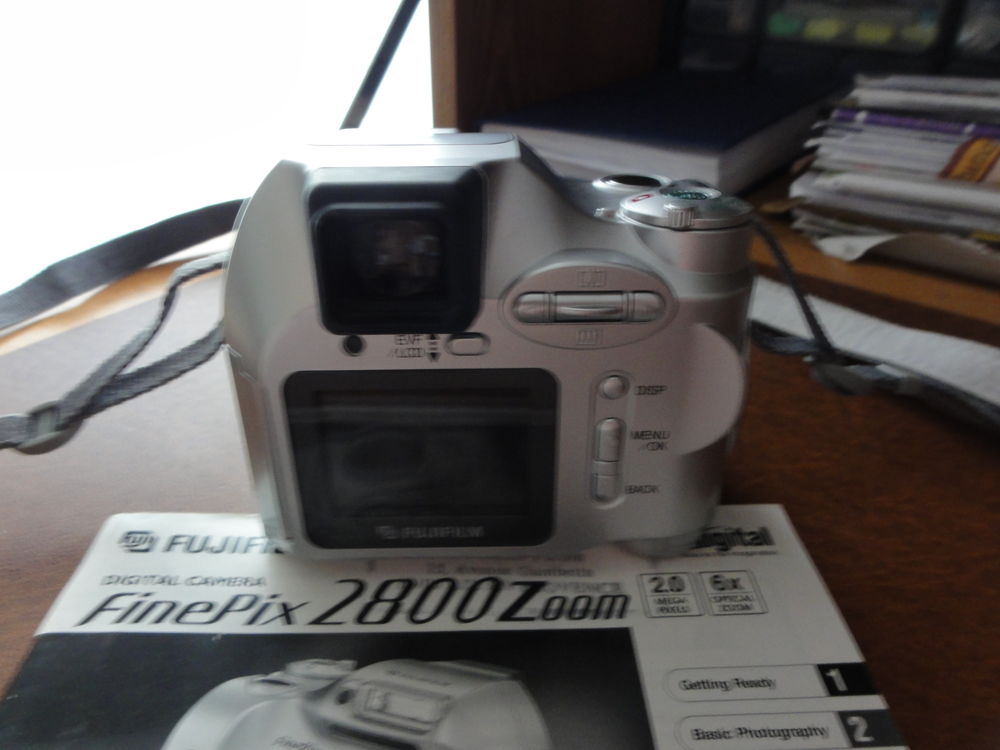 Appareil photographique Fujifilm FinePix 2800 Zoom
Photos/Video/TV