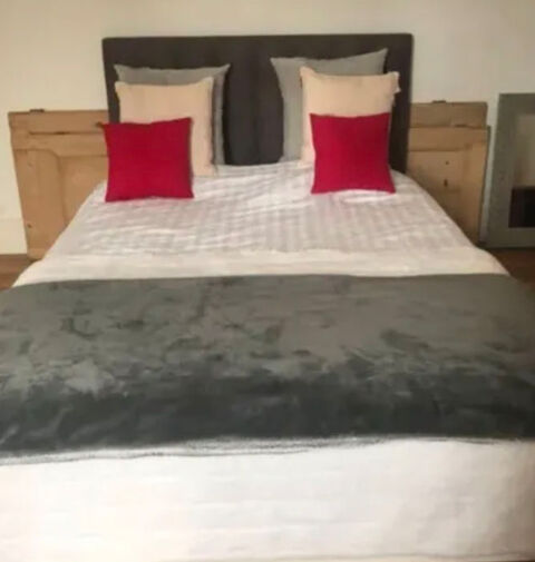 Tte de lit en daim 150 Asnires-sur-Seine (92)