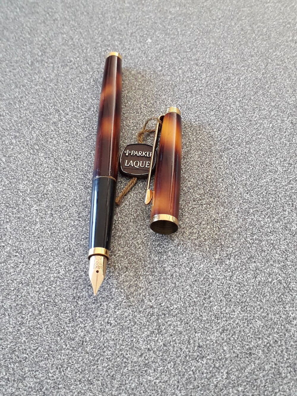 Stylo plume OR Parker laqu&eacute; 