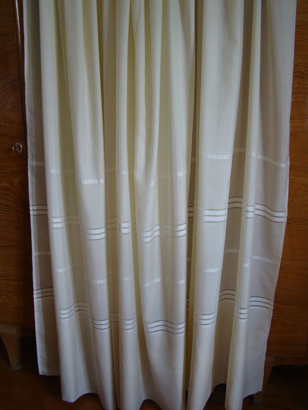 Rideau Voilage H. 3 m x L.3 m Broderie jour Venise NEUF
Décoration