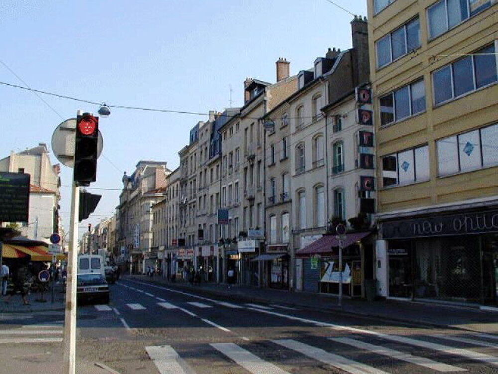   Location / Local commercial - 73 m� 