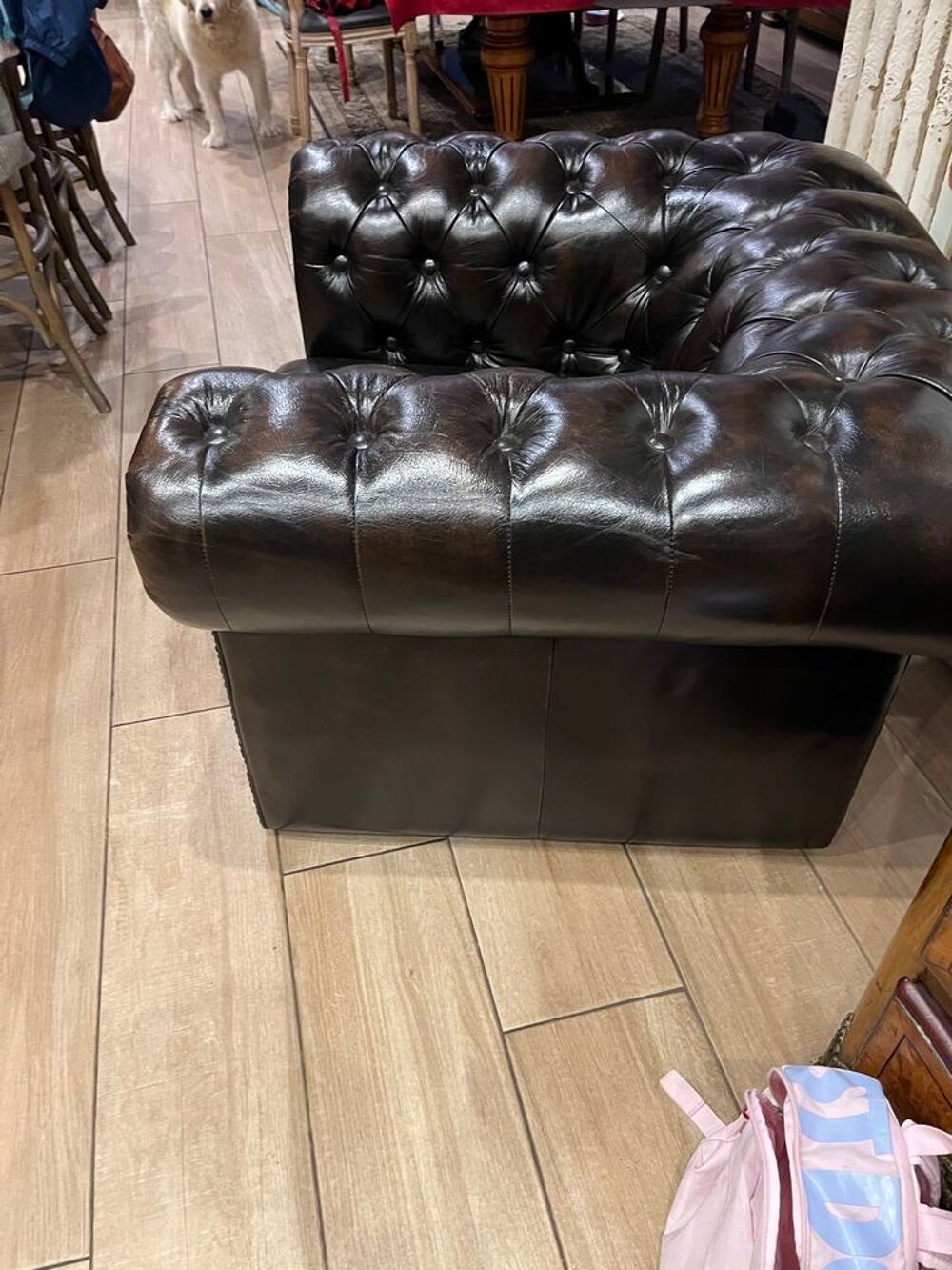 Fauteuil style chersterfield Meubles